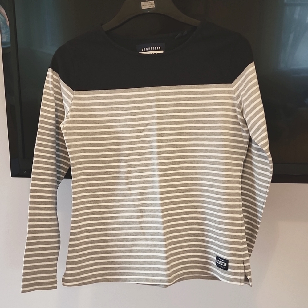 Ladies Superdry NYC long sleeve t-shirt